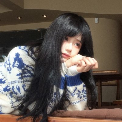 怪笑少女